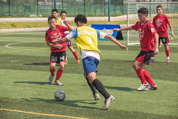 “浙”四地的城市足球联赛决出冠军！(图1)